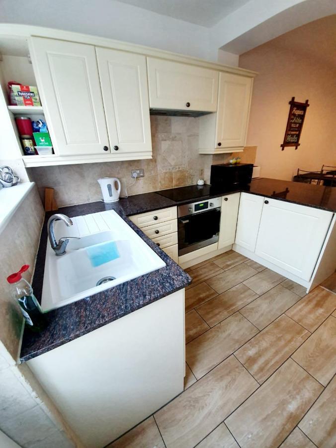 Beautiful 3 Bedroom House At The Sea Front - Amazing Location Southend-on-Sea Luaran gambar